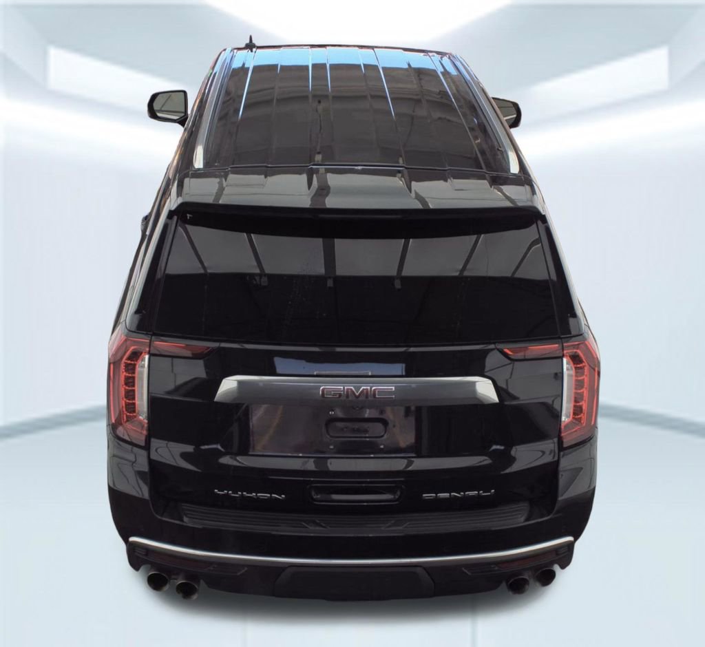 Used 2024 GMC Yukon XL Denali image 7
