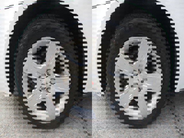 Used 2009 Pontiac G6 Sedan image 4