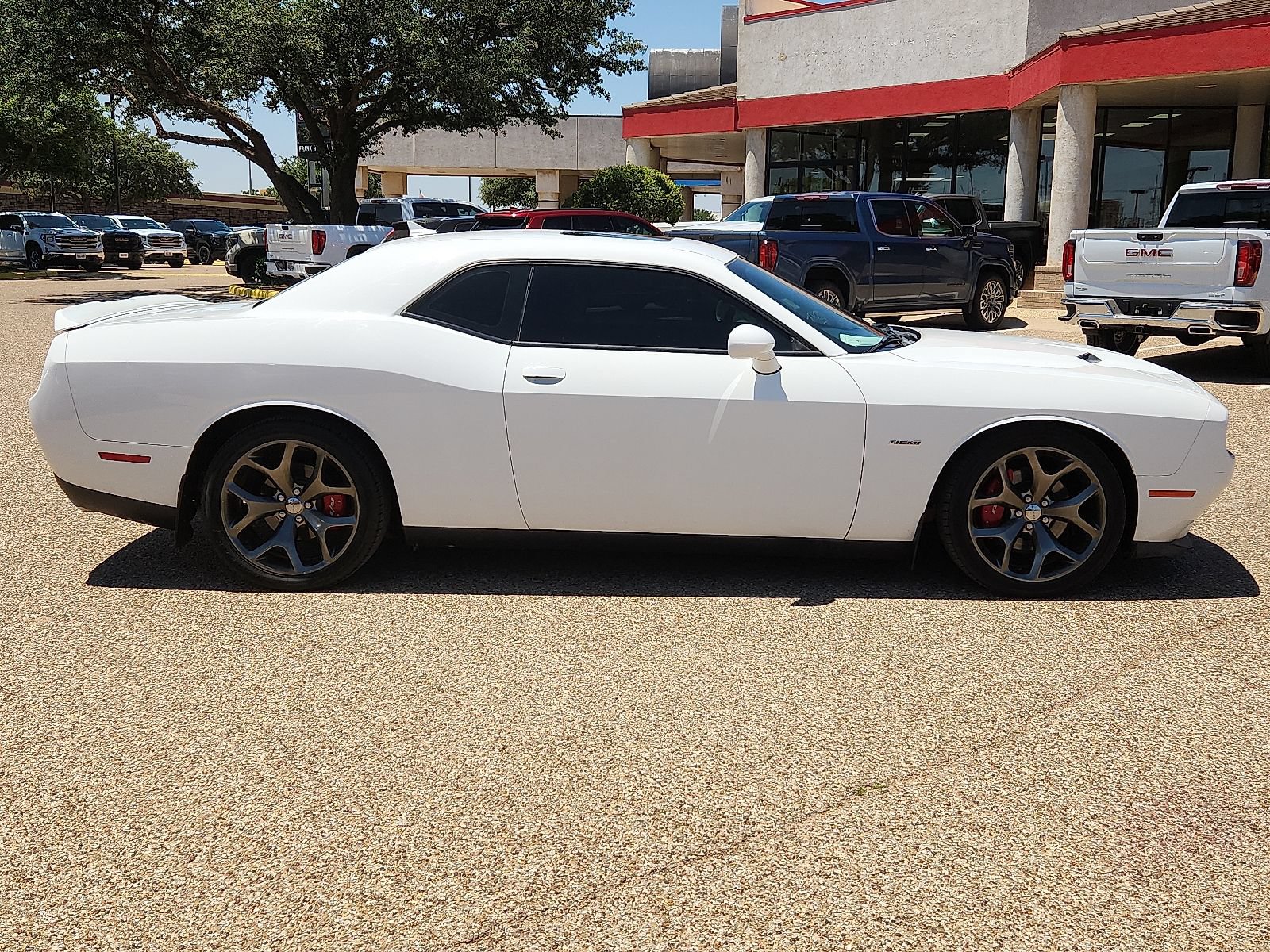 Used 2015 Dodge Challenger R/T Plus RWD image 5