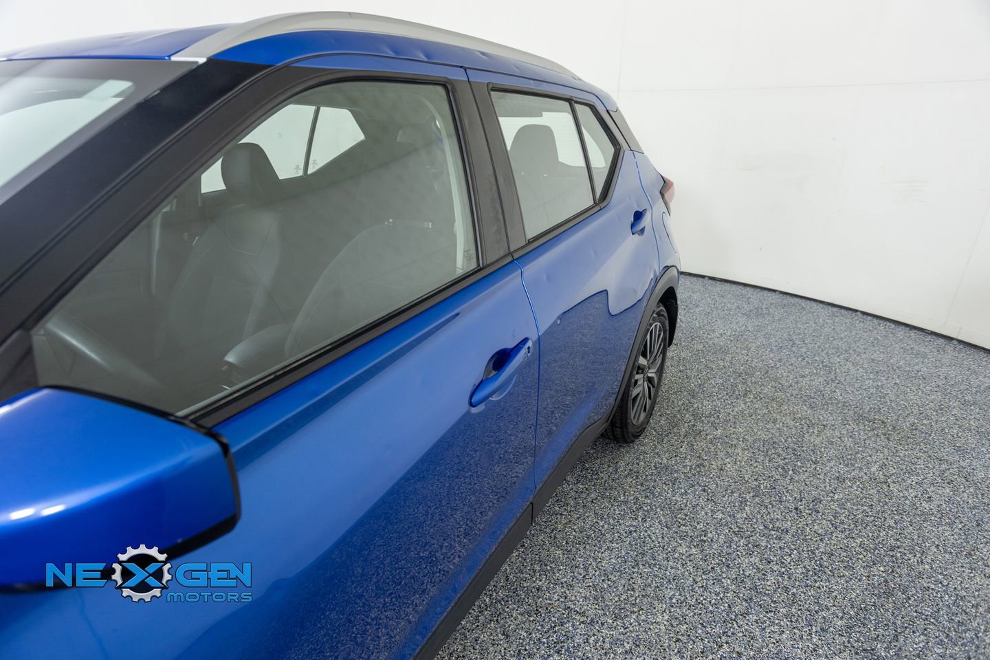 Used 2022 Nissan Kicks SV image 50