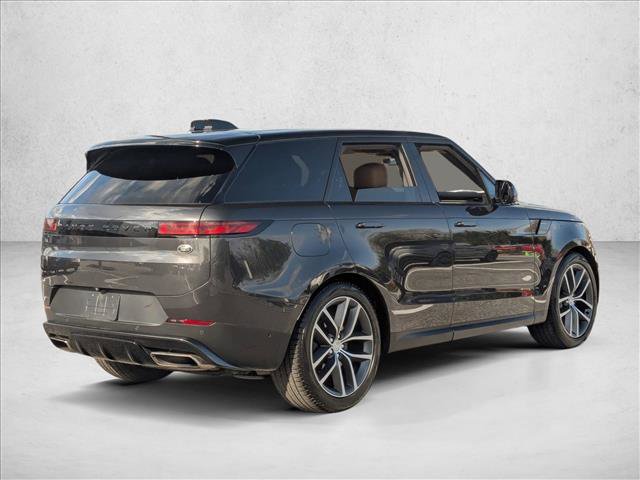 Used 2023 Land Rover Range Rover Sport SE image 5