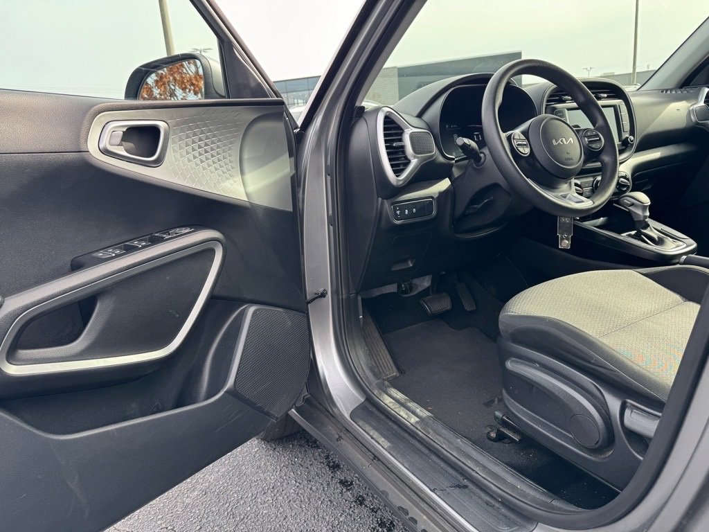 Certified 2023 Kia Soul LX w/ Option Group 015 image 12