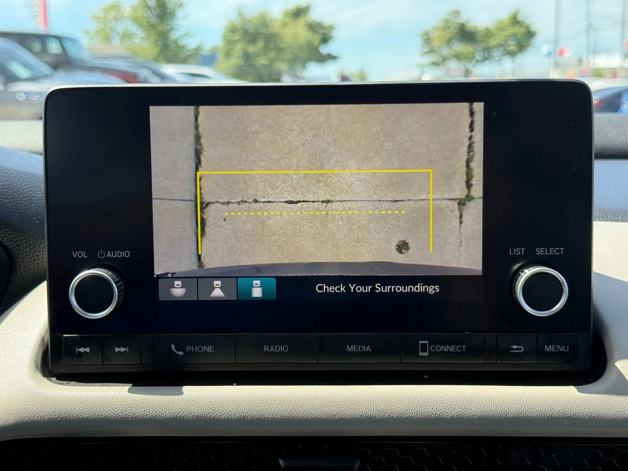 Used 2023 Honda HR-V LX image 39