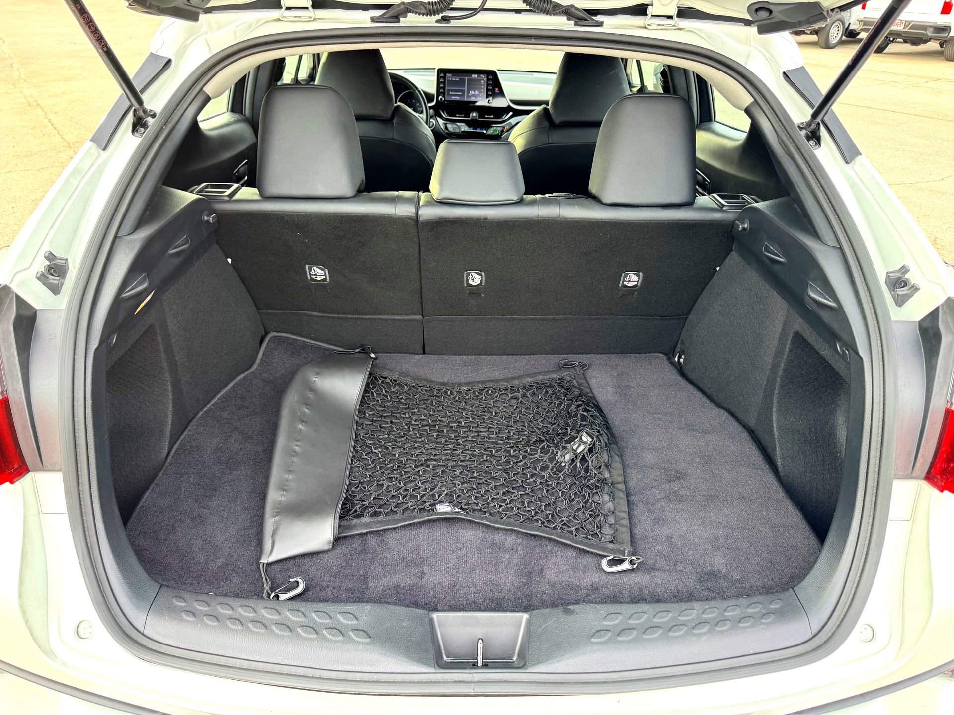 Used 2021 Toyota C-HR Limited image 8