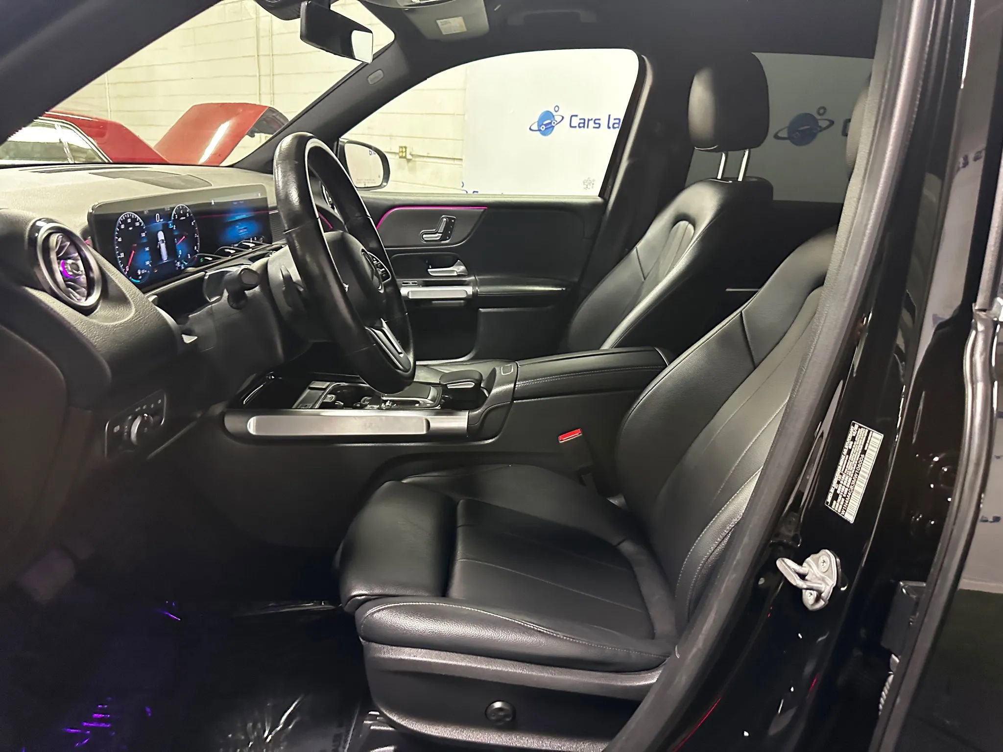 Used 2021 Mercedes-Benz GLB 250 GLB 250 Sport Utility 4D image 10