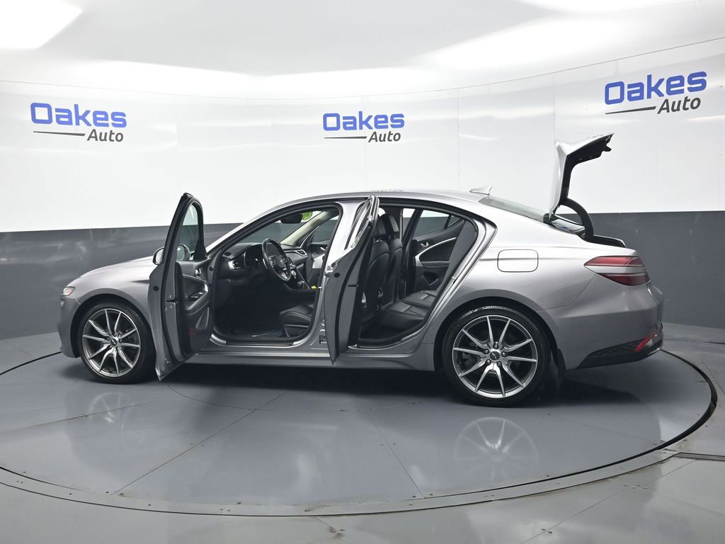 Used 2023 Genesis G70 2.0T AWD/4WD image 55