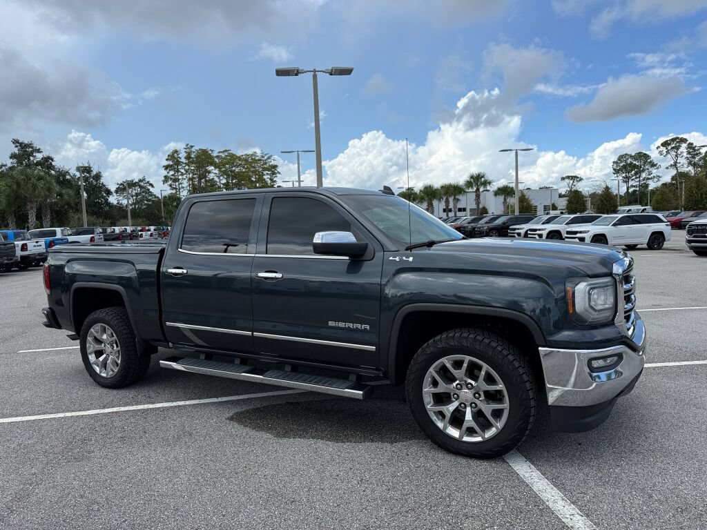 Used 2018 GMC Sierra 1500 SLT w/ SLT Premium Package