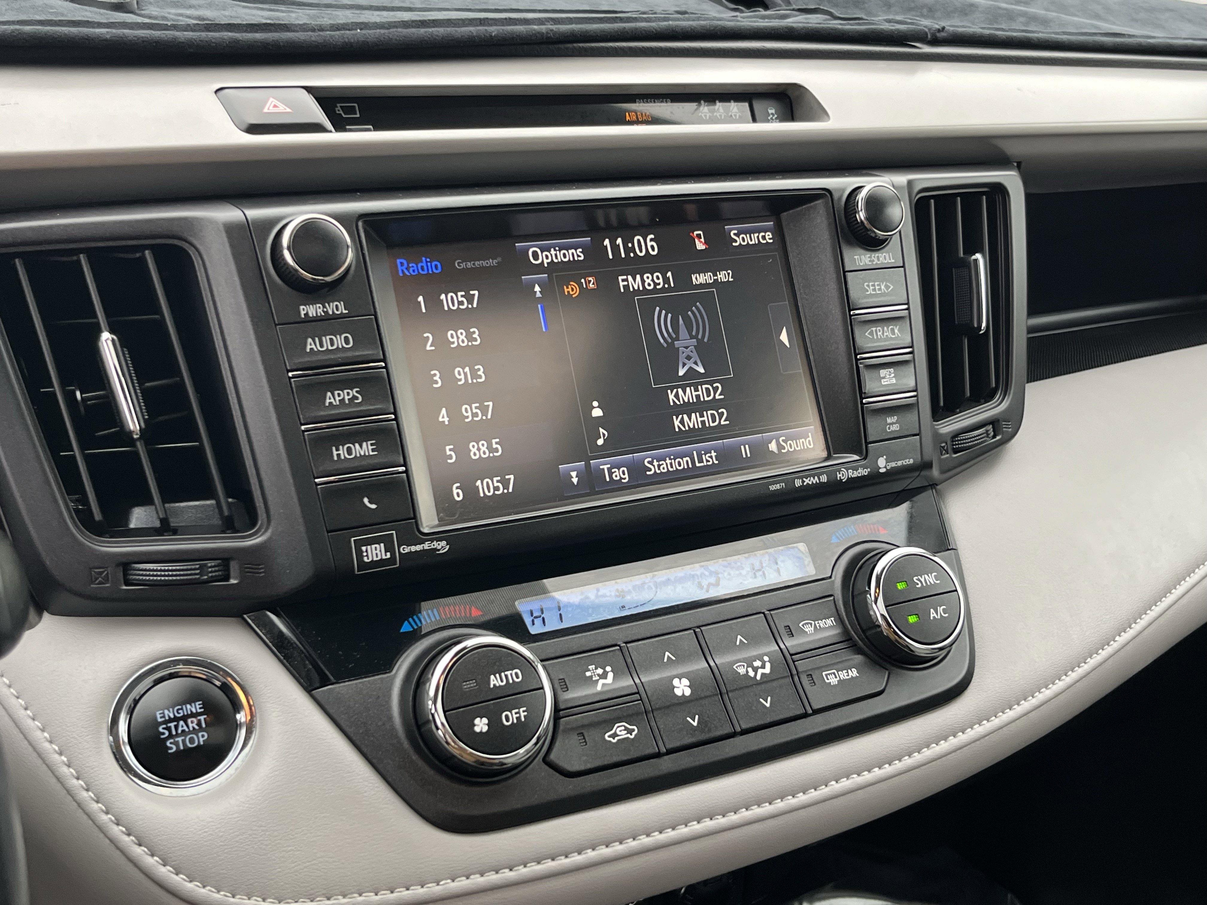 Used 2018 Toyota RAV4 Limited w/ Advanced Technology Package image 24