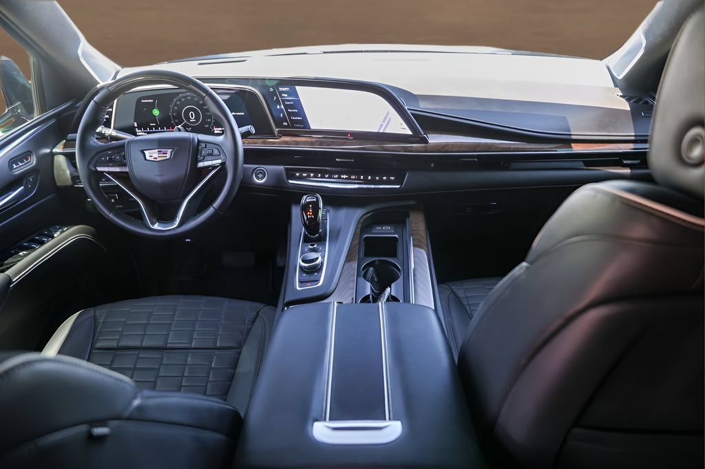 Certified 2023 Cadillac Escalade Premium Luxury Platinum AWD/4WD image 27