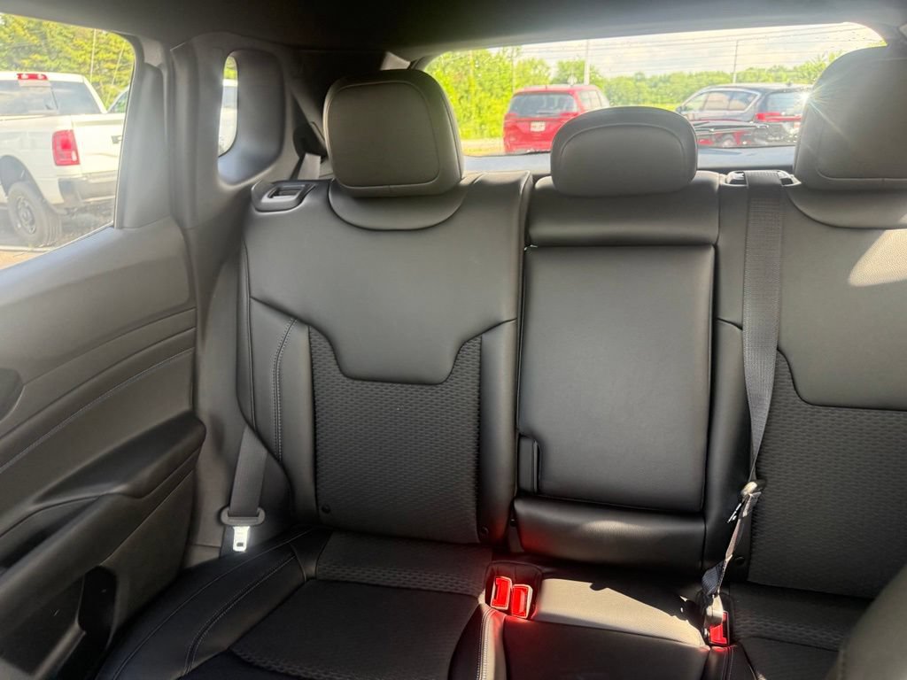 New 2026 Jeep Compass Latitude AWD/4WD image 31