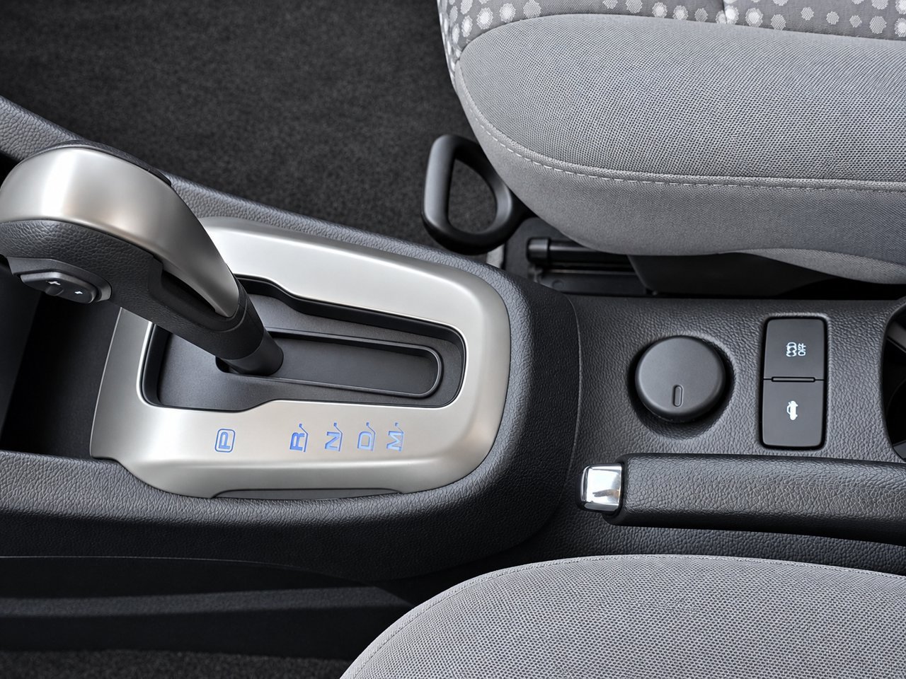Certified 2014 Chevrolet Sonic LS FWD image 16