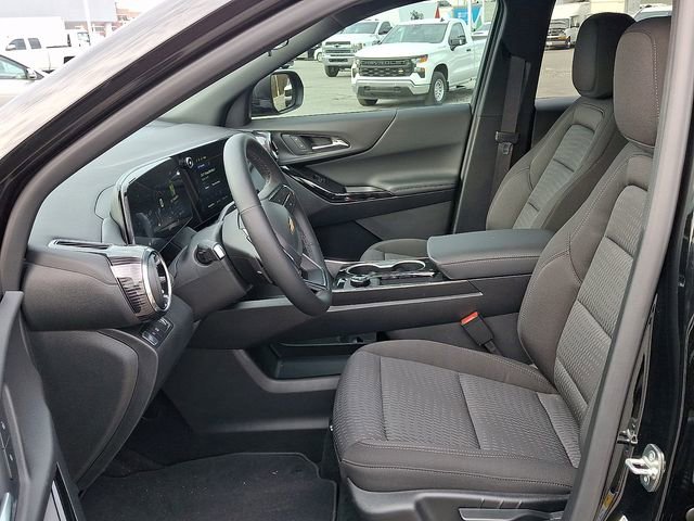 New 2023 Chevrolet Equinox LT w/ Driver Convenience Package AWD/4WD image 6