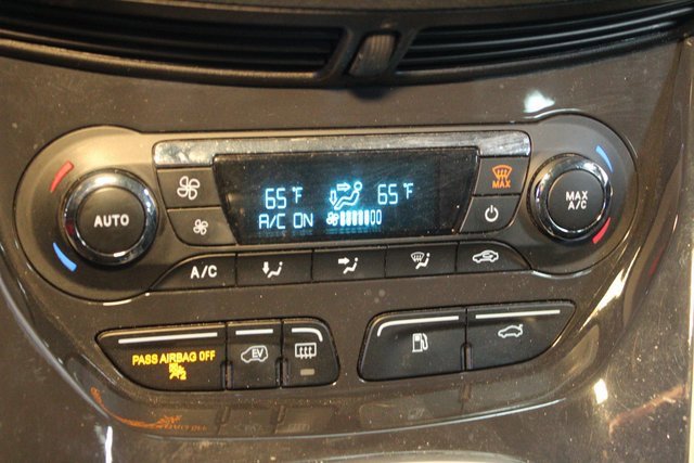 Used 2016 Ford C-MAX SEL w/ Equipment Group 302A image 29