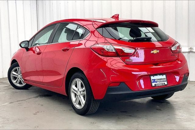 Used 2017 Chevrolet Cruze LT w/ Convenience Package FWD image 11