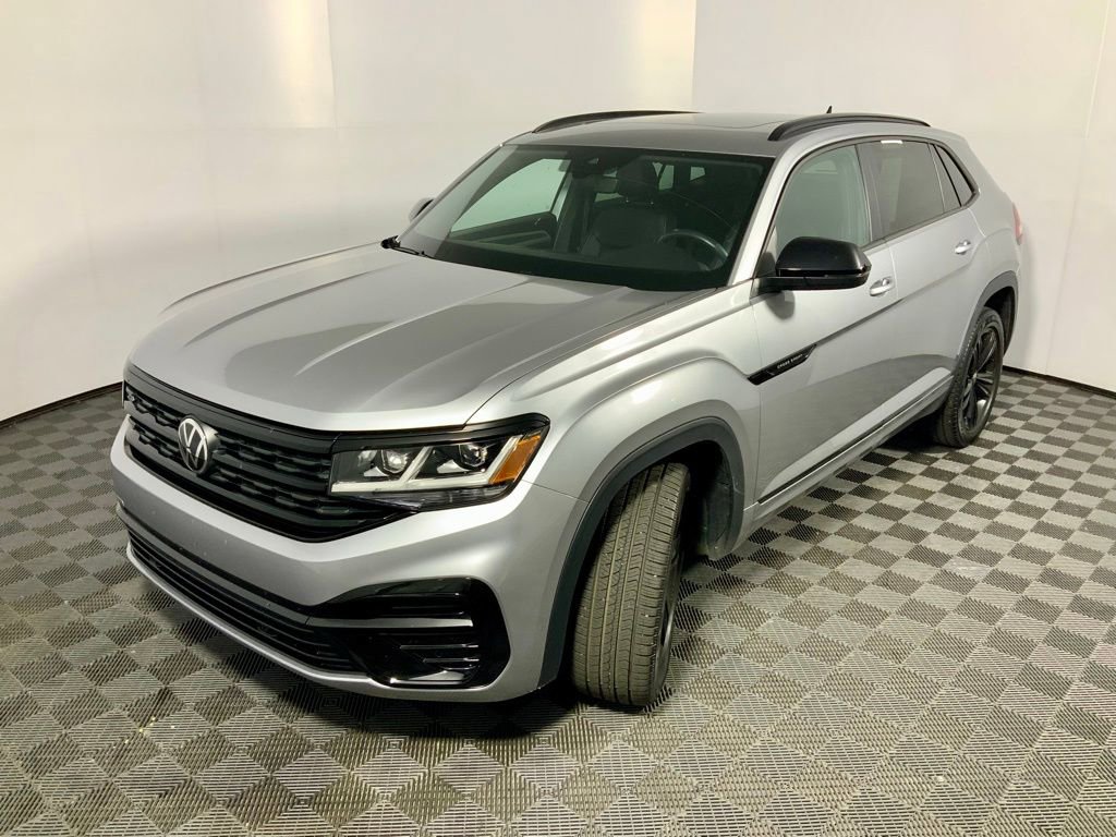Used 2023 Volkswagen Atlas Cross Sport SEL R-Line image 12