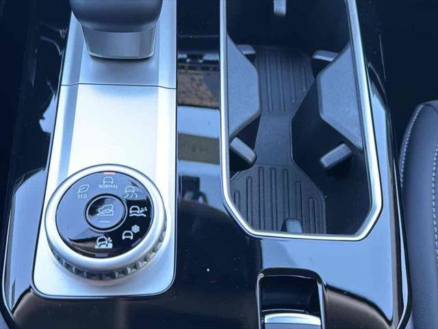 New 2026 Mitsubishi Outlander SE image 22