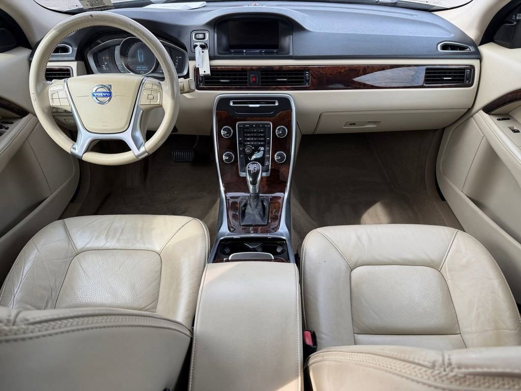 Used 2014 Volvo XC70 T6 image 13