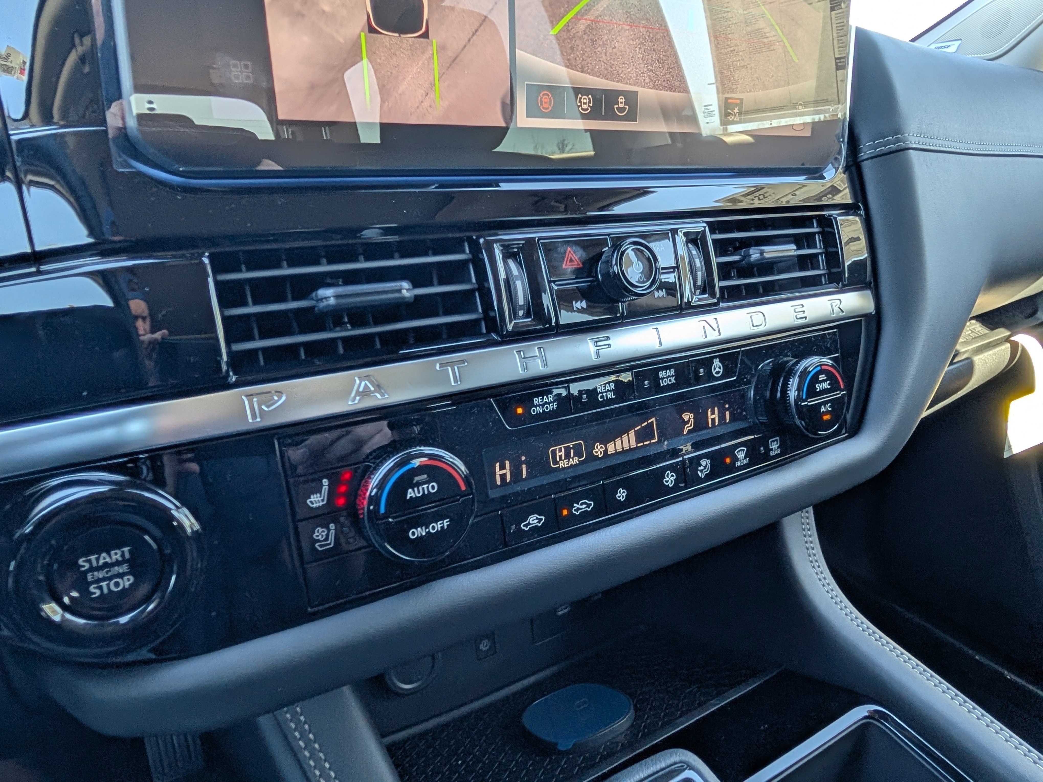 New 2026 Nissan Pathfinder Platinum AWD/4WD image 17