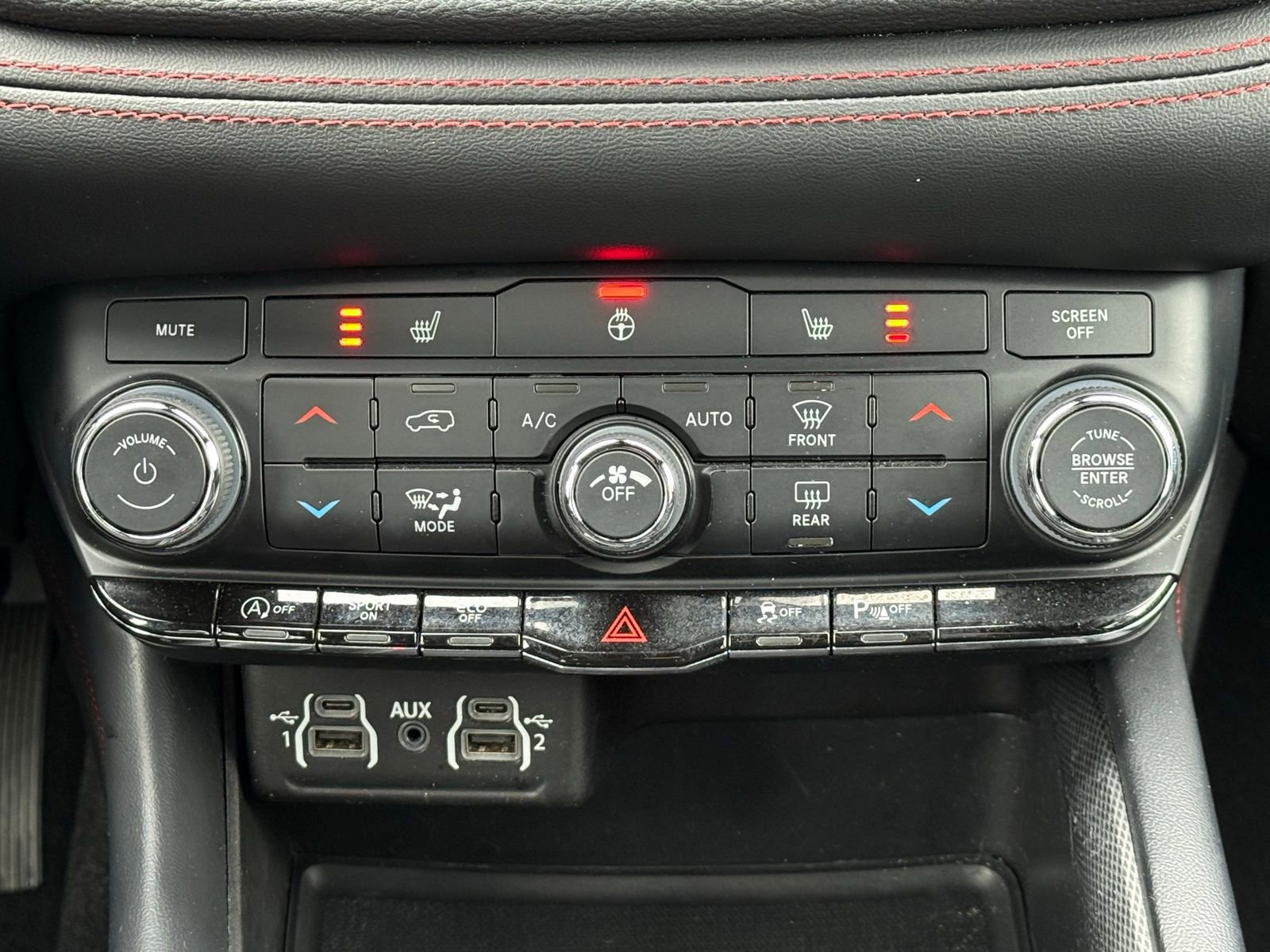 Used 2023 Dodge Durango GT image 22