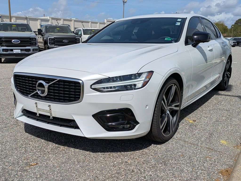 Used 2020 Volvo S90 T6 R-Design image 8