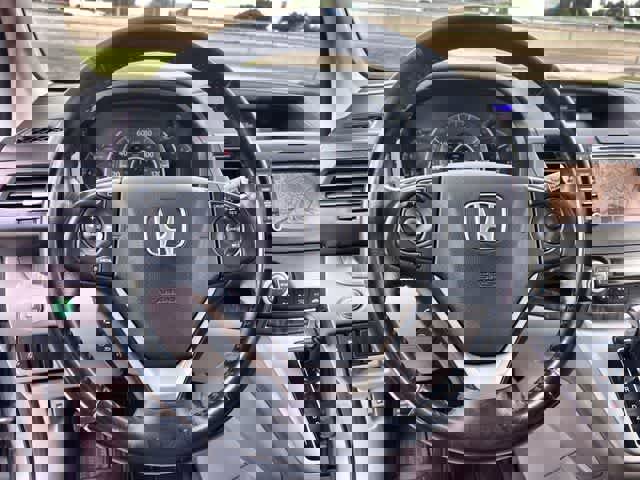 Used 2013 Honda CR-V EX-L image 17