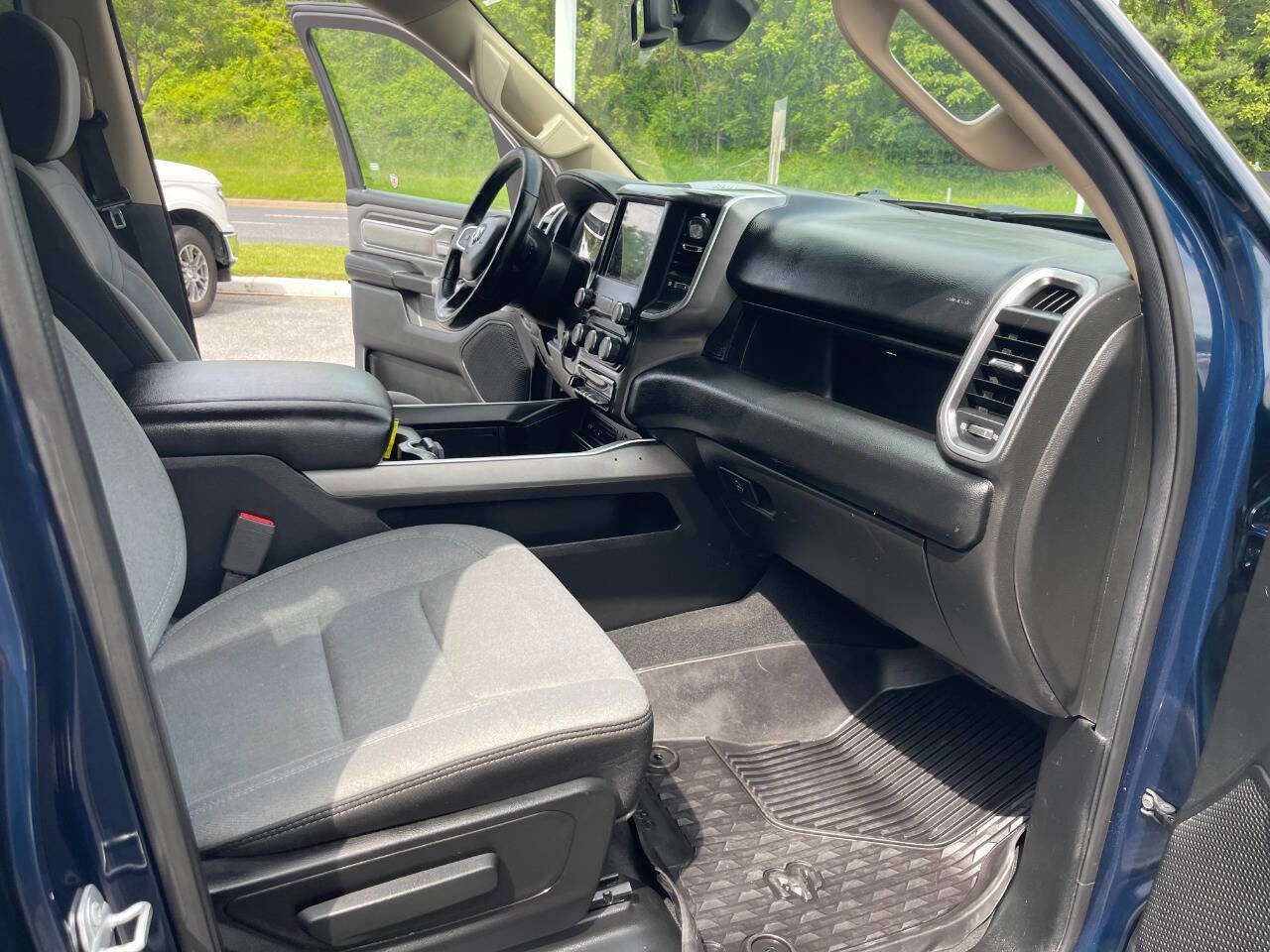 Used 2019 RAM 1500 Big Horn image 36