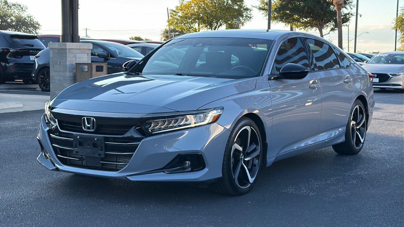 Used 2022 Honda Accord Sport image 7