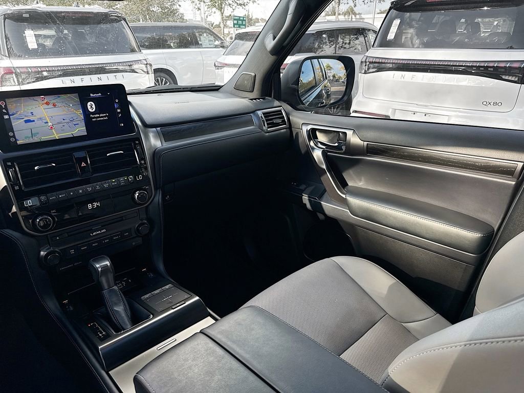 Used 2023 Lexus GX 460 w/ Black Line Special Edition image 25
