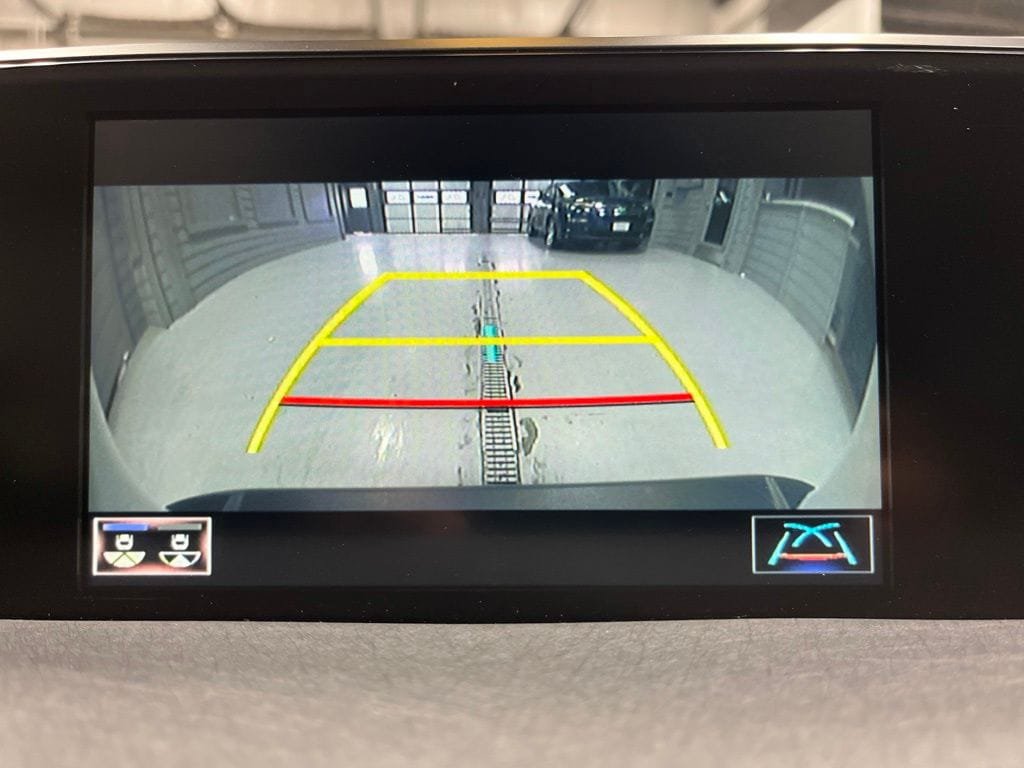 Used 2022 Lexus UX 250h w/ Premium Package AWD/4WD image 26
