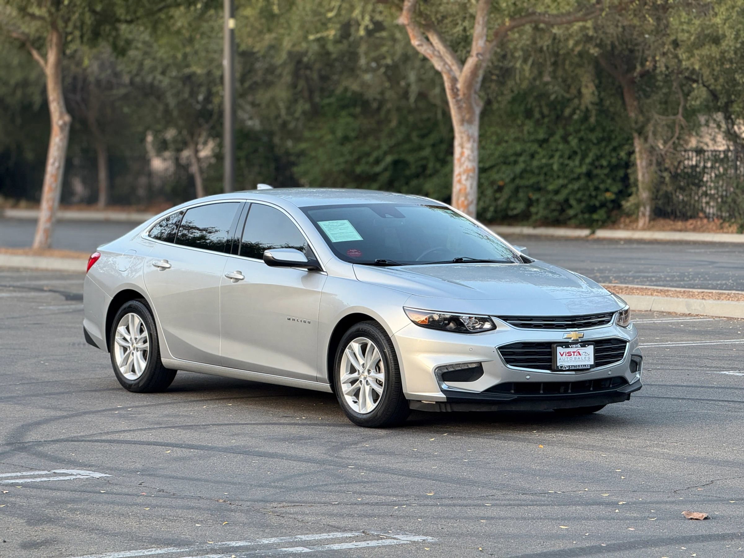 Used 2018 Chevrolet Malibu LT w/ Driver Confidence Package image 7