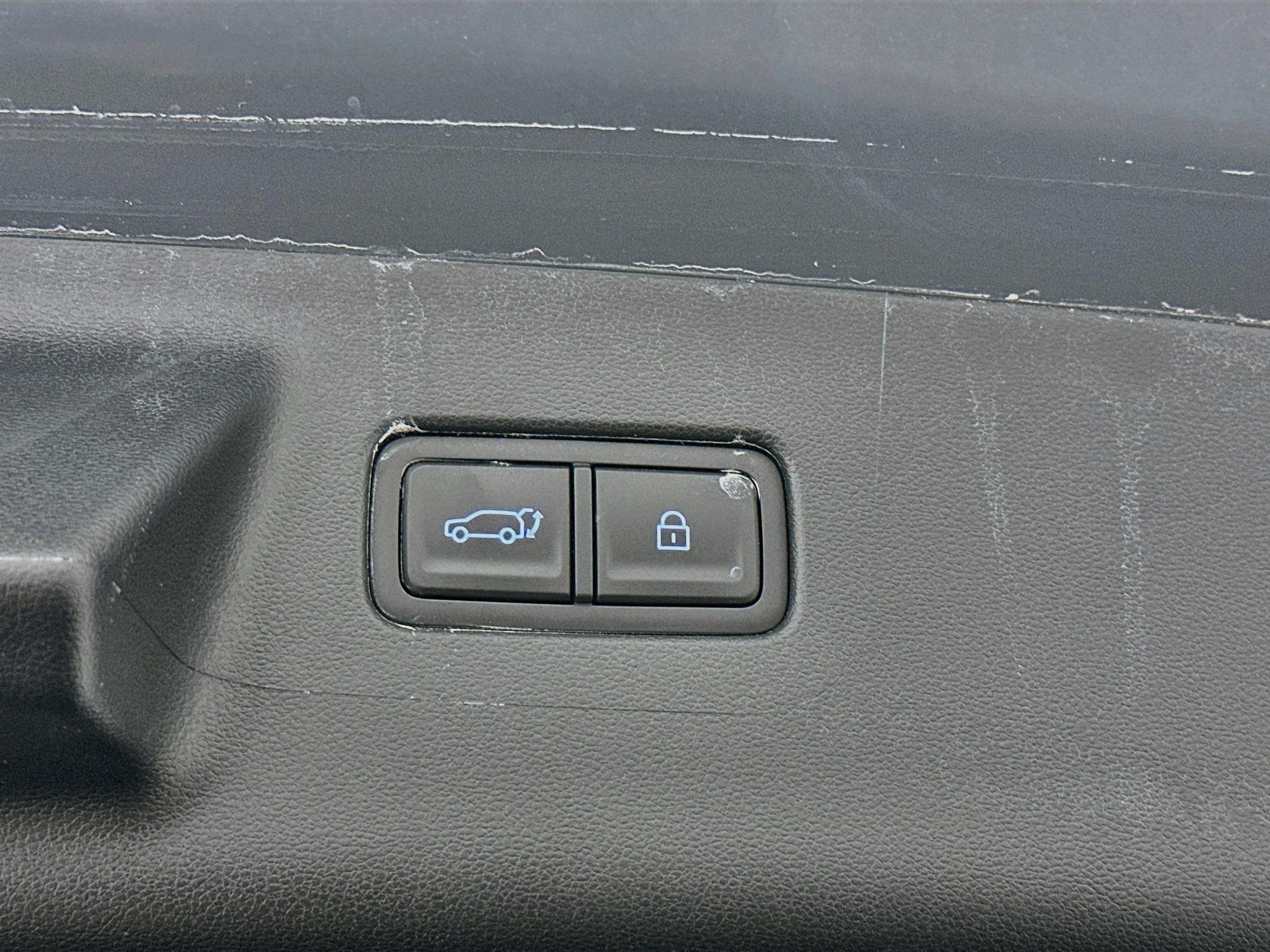 Used 2025 Hyundai Santa Fe SEL AWD/4WD image 31