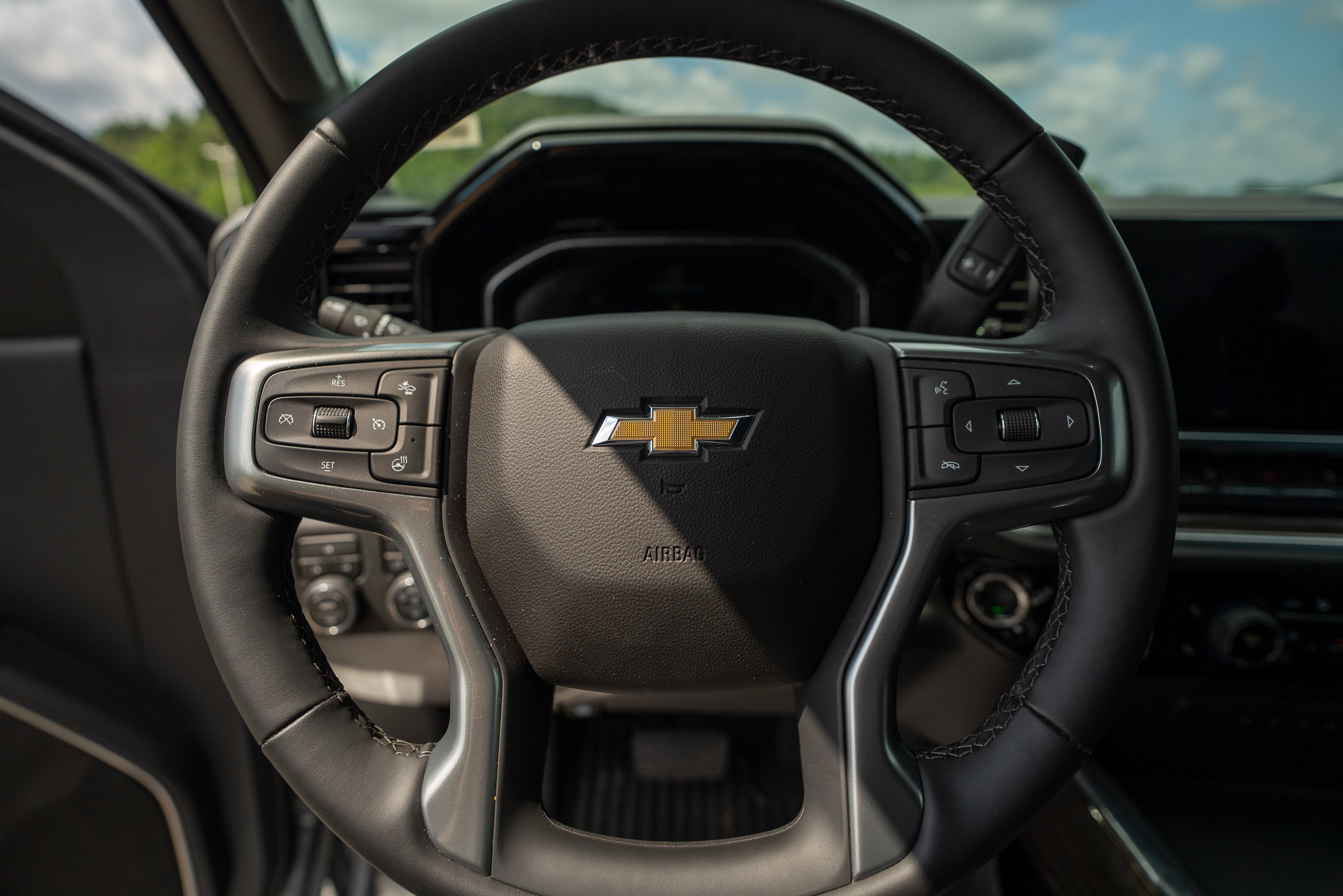 New 2026 Chevrolet Silverado 3500 LT w/ Convenience Package AWD/4WD image 17