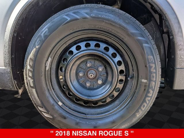 Used 2018 Nissan Rogue S AWD/4WD image 9