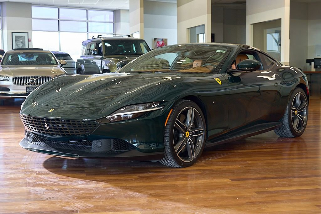 Used 2021 Ferrari Roma image 18