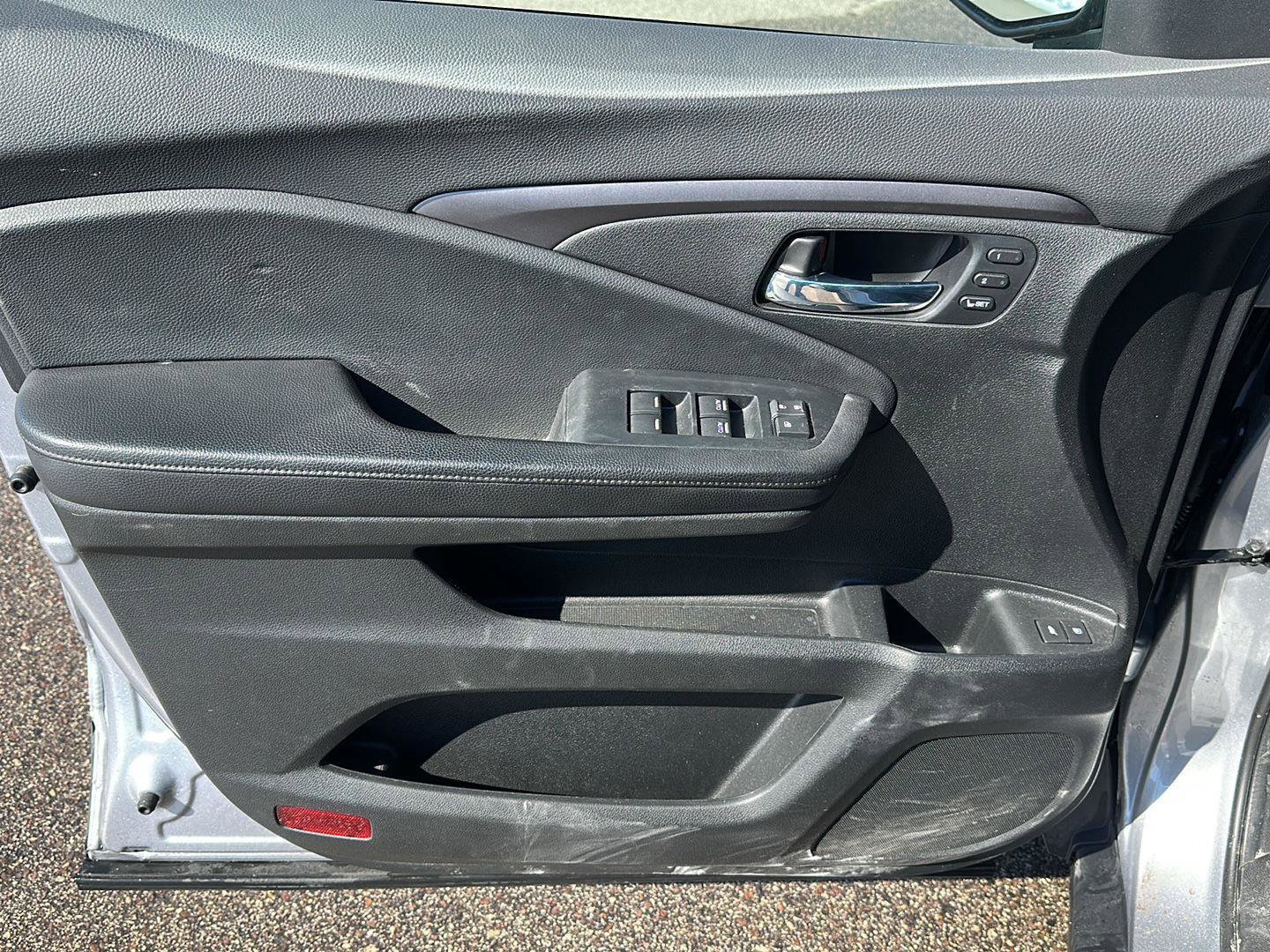 Used 2021 Honda Passport EX-L image 9