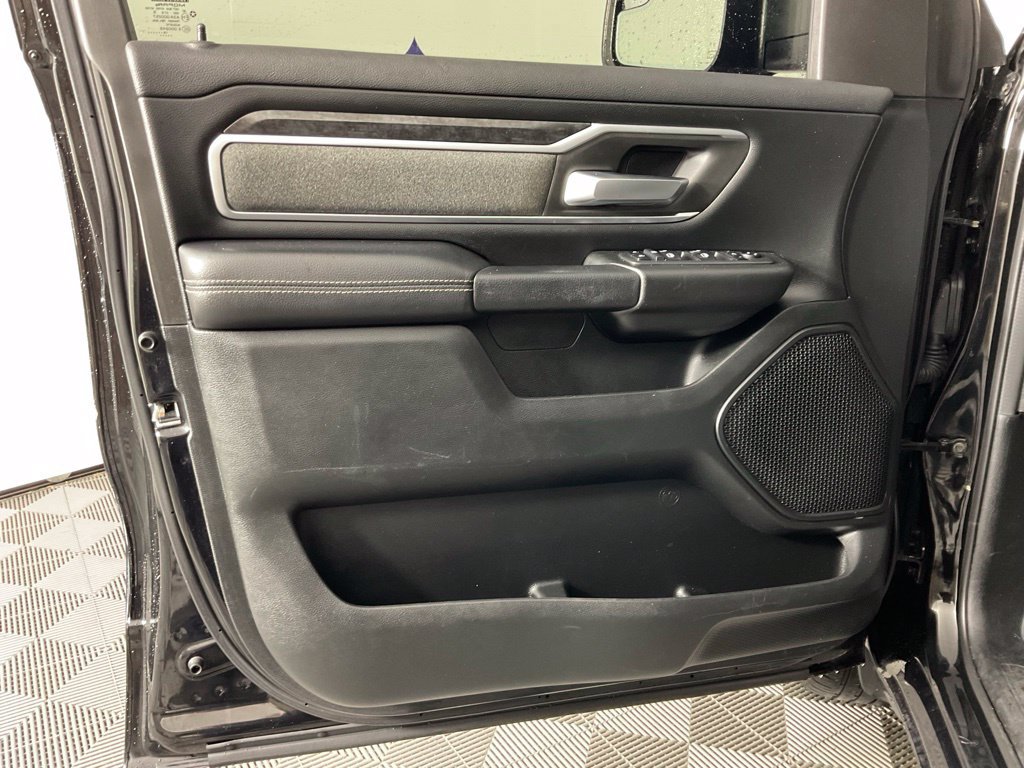 Used 2019 RAM 1500 Big Horn RWD image 12