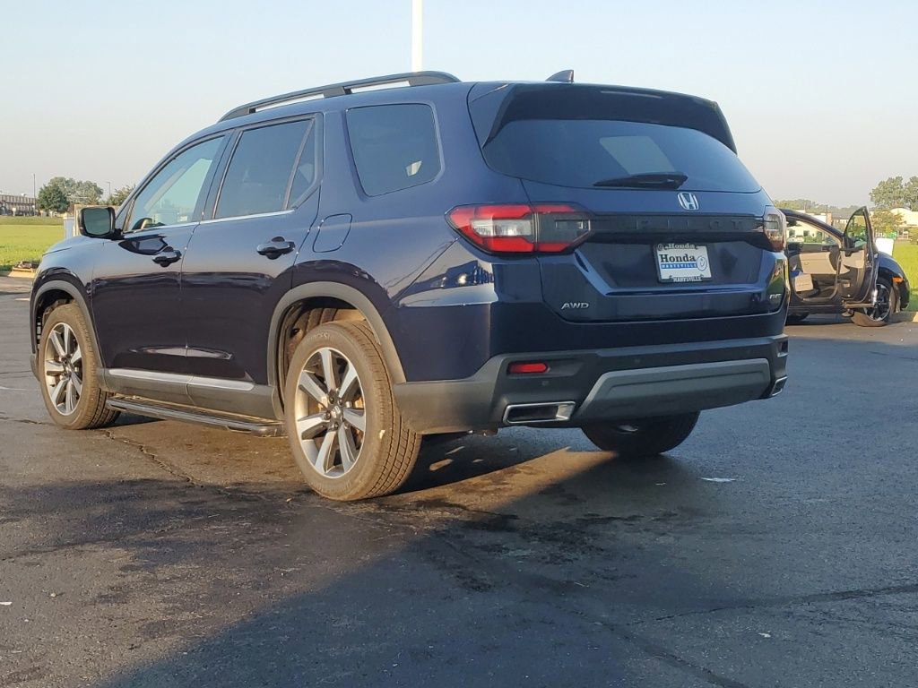 Used 2023 Honda Pilot Elite image 8