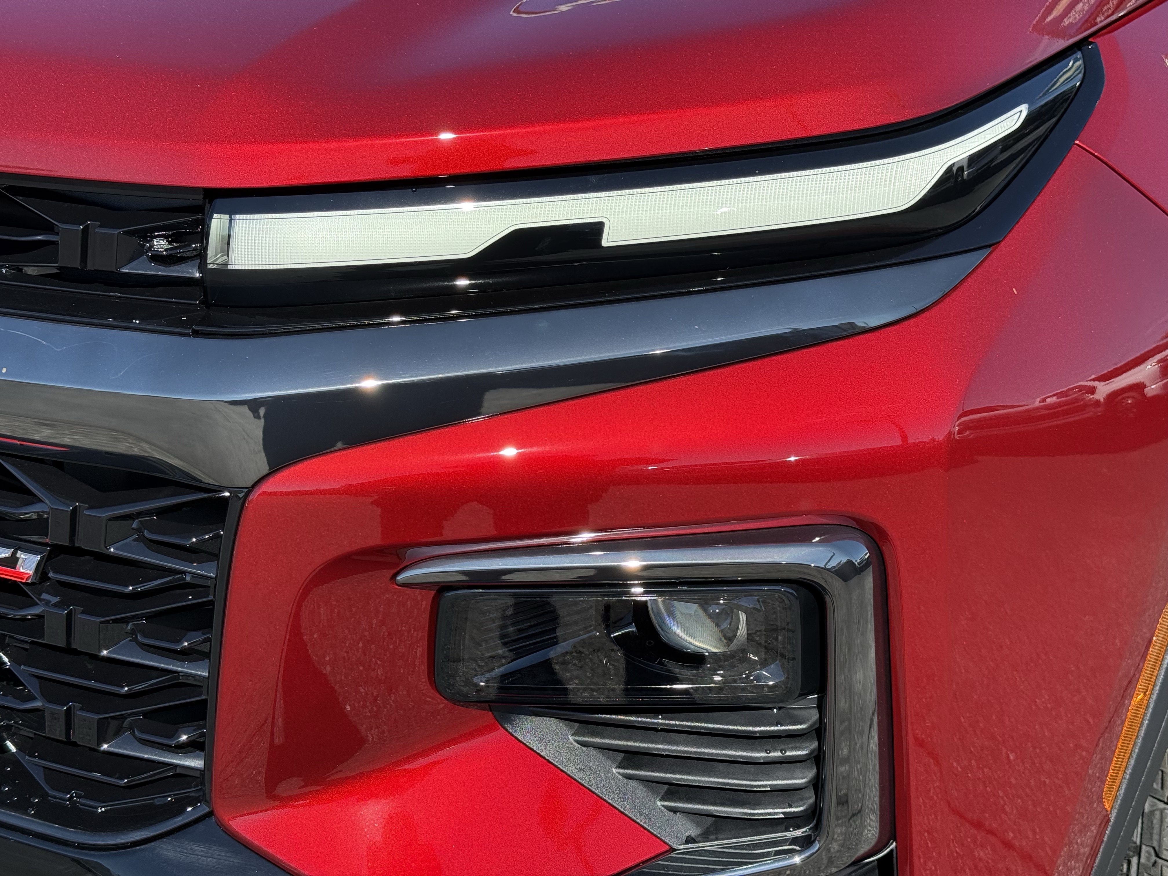New 2027 Chevrolet Traverse Z71 w/ Enhanced Driving Package AWD/4WD image 6