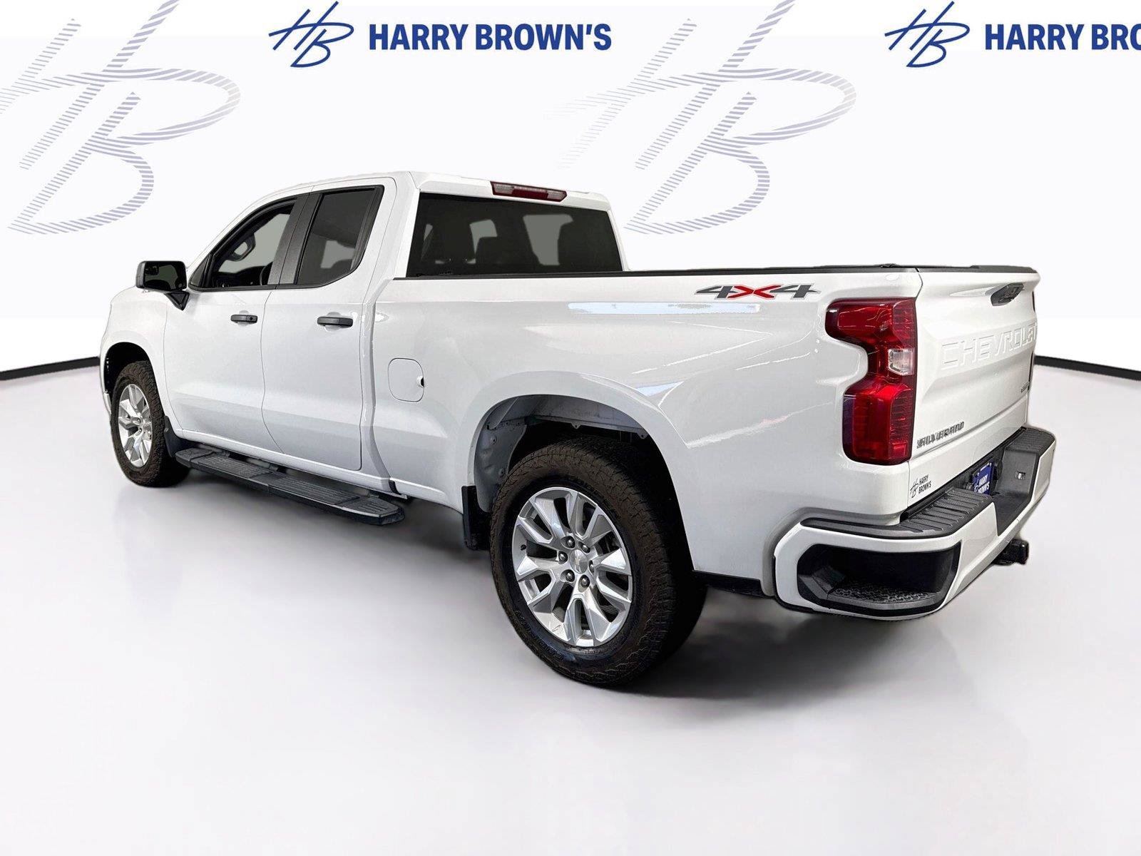 Used 2024 Chevrolet Silverado 1500 Custom AWD/4WD image 26