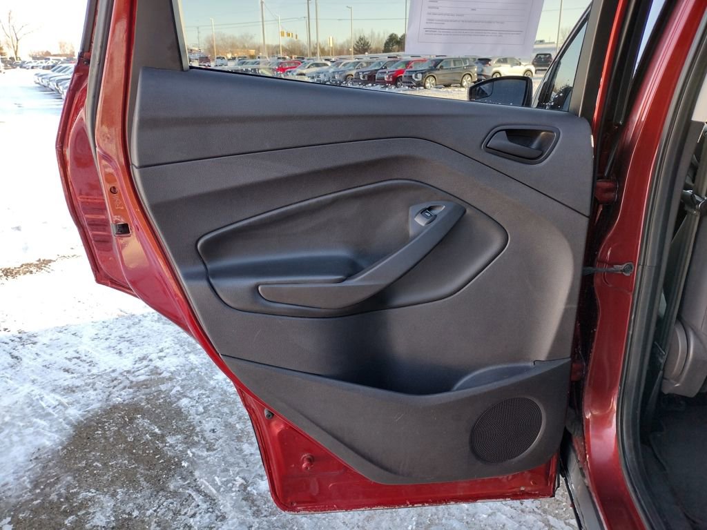 Used 2015 Ford Escape S image 19