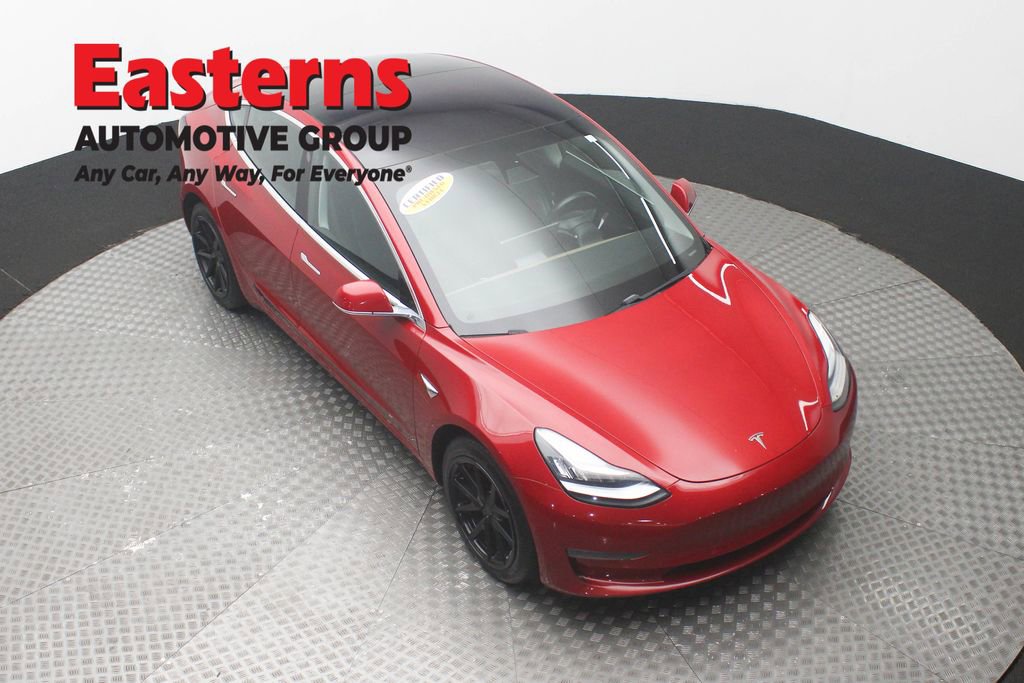 Used 2018 Tesla Model 3 Performance image 3