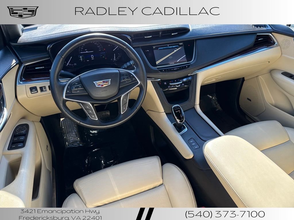 Used 2017 Cadillac XT5 Luxury w/ Driver Awareness Package image 14