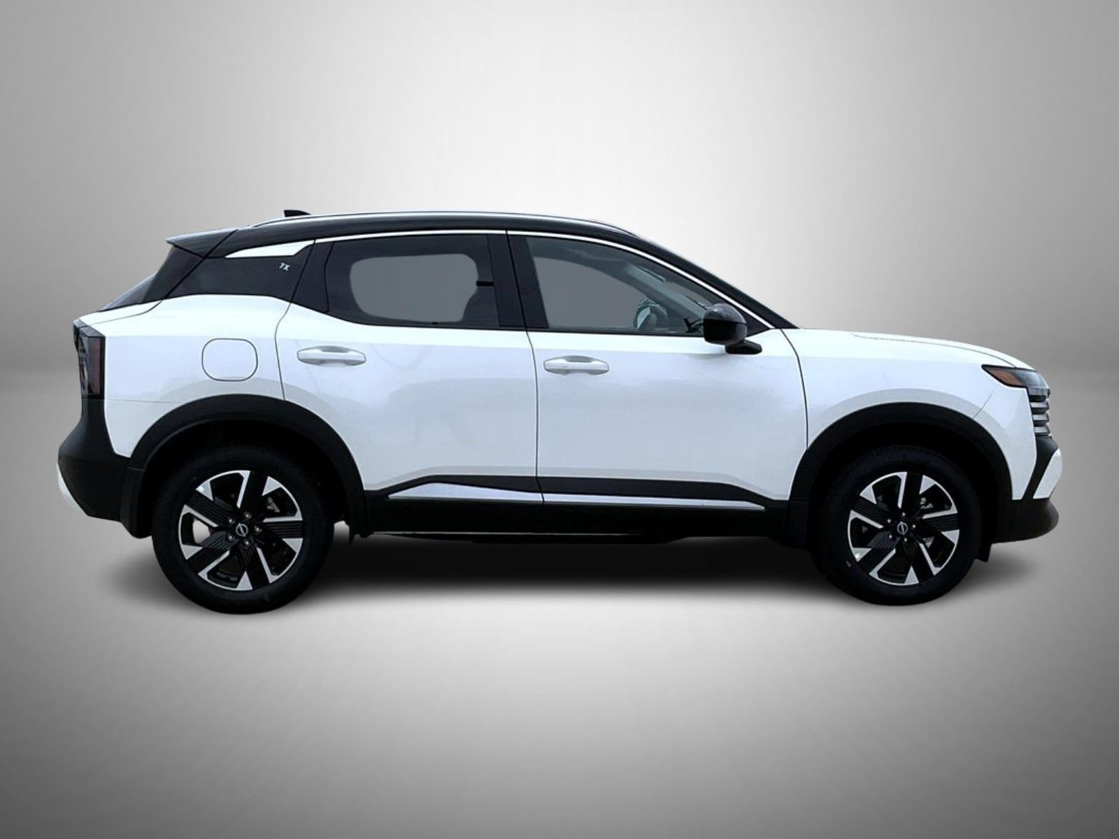 New 2026 Nissan Kicks SV AWD/4WD image 4