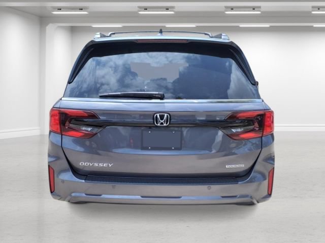 New 2027 Honda Odyssey Touring image 3
