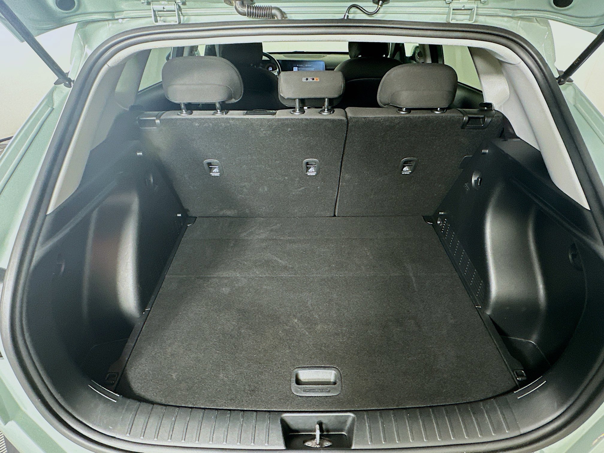 Used 2025 Hyundai Kona SEL image 27