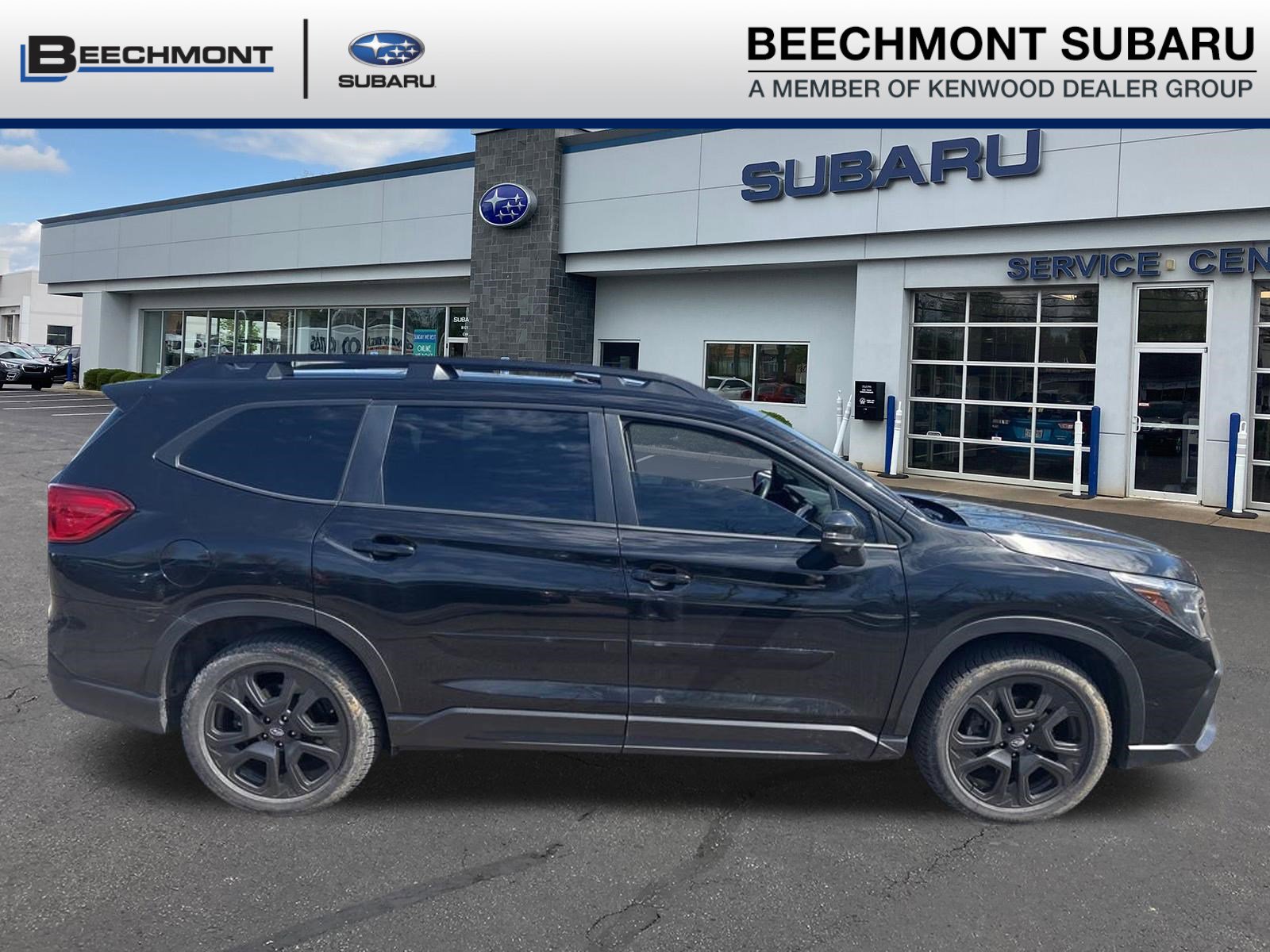 Used 2023 Subaru Ascent Onyx Edition Limited AWD/4WD image 2