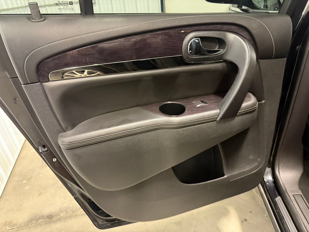 Used 2016 Buick Enclave Leather AWD/4WD image 24