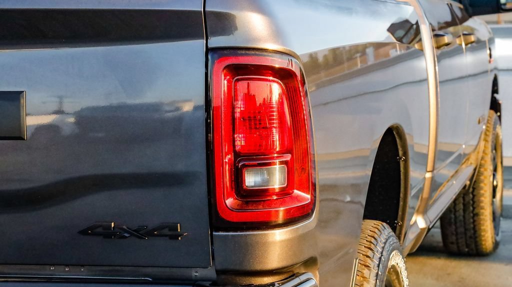 New 2026 RAM 2500 Big Horn AWD/4WD image 10