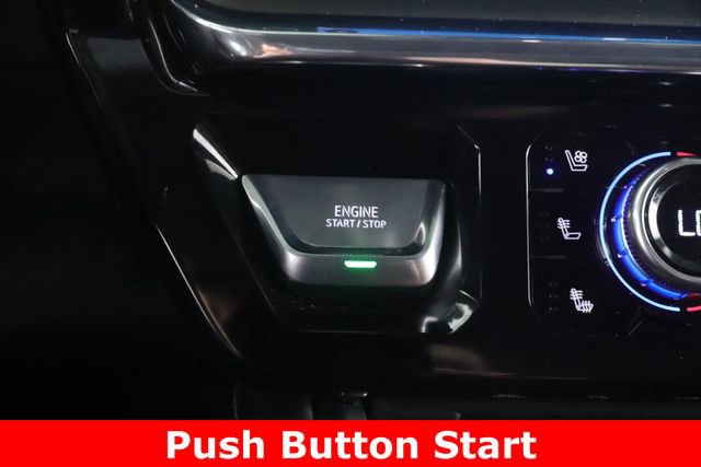 Used 2025 GMC Sierra 3500 Denali Ultimate AWD/4WD image 25