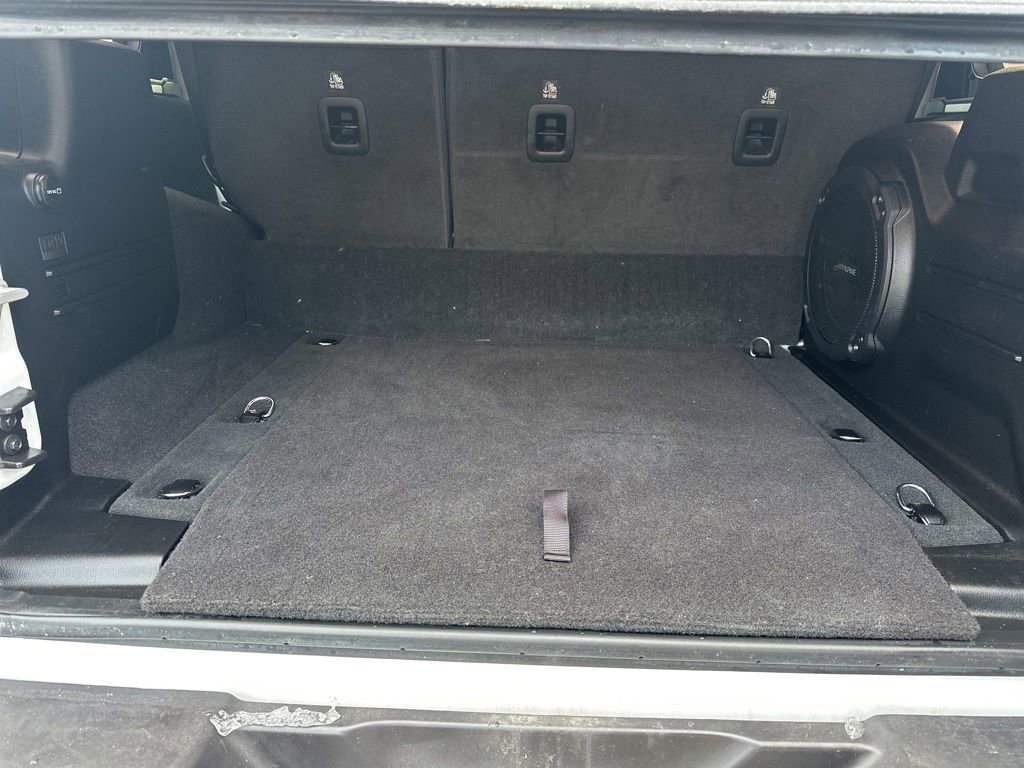 Used 2023 Jeep Wrangler Unlimited image 25